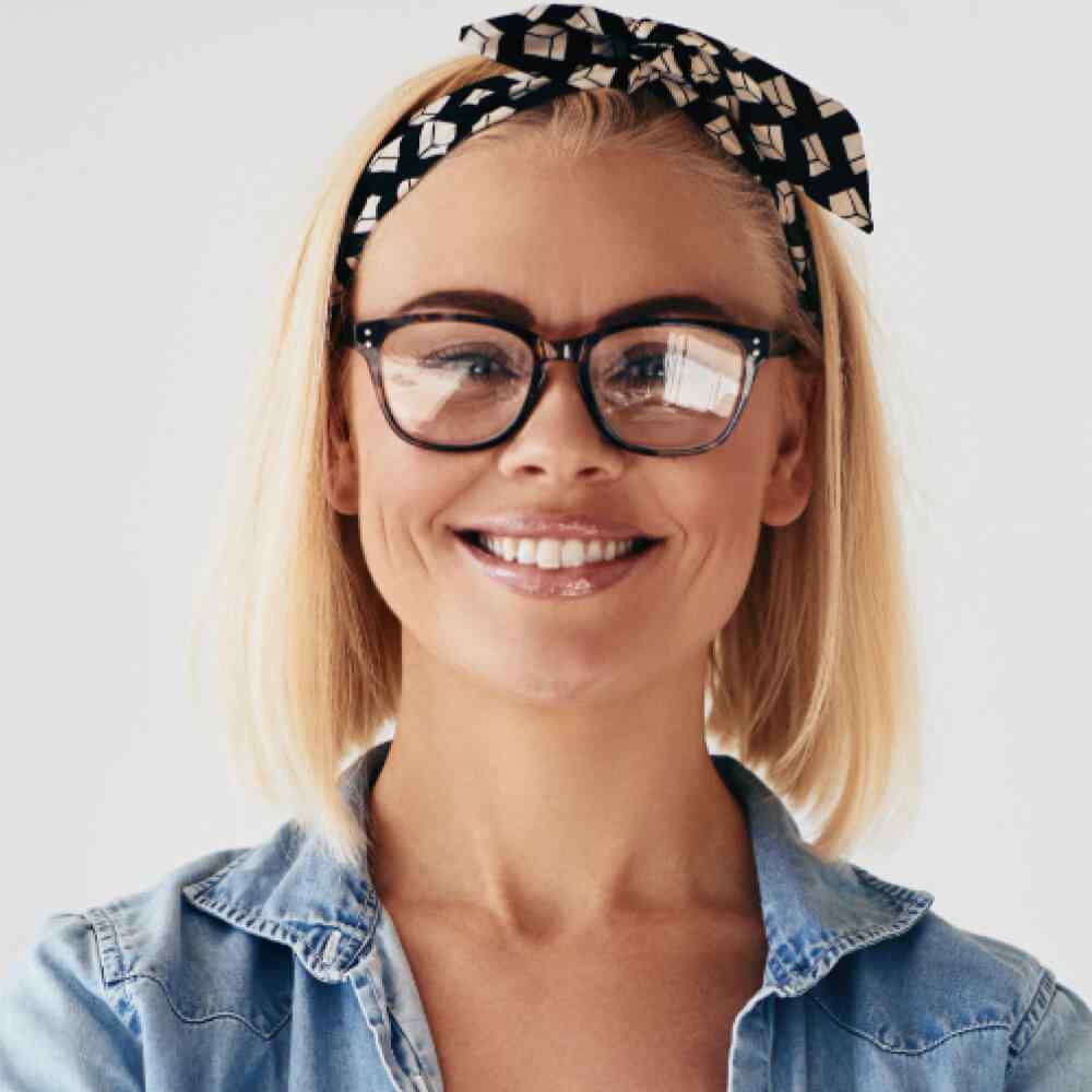 https://phoenix-intelligence.com/wp-content/uploads/2023/11/team_05.jpg